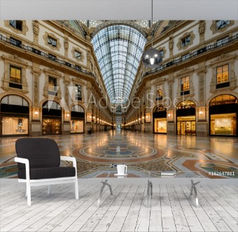 Picture of Milano galleria in notturna